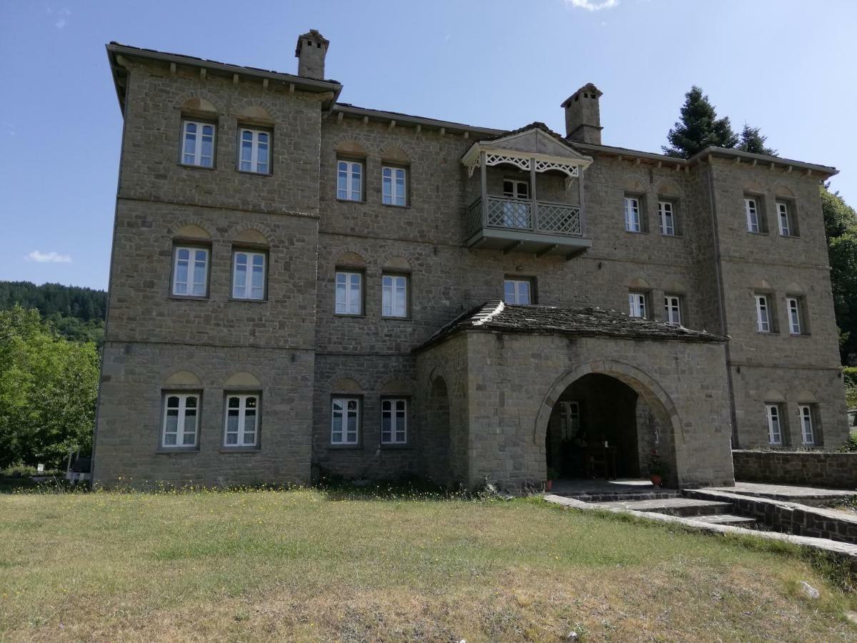 Hotel Petrotechno Tsepelovo Esterno foto